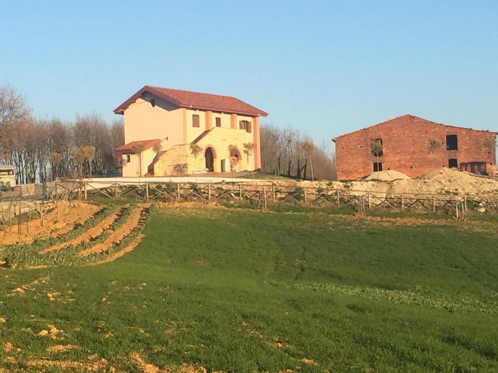 הוילה Poleio Agriturismo Montebeltrano מראה חיצוני תמונה