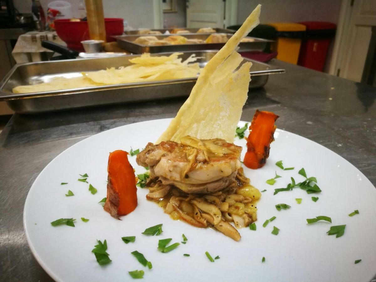 הוילה Poleio Agriturismo Montebeltrano מראה חיצוני תמונה
